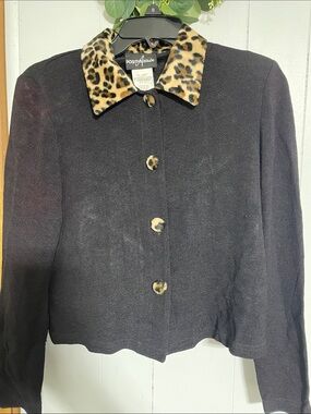 Black Jacket with Leopard-Print Collar